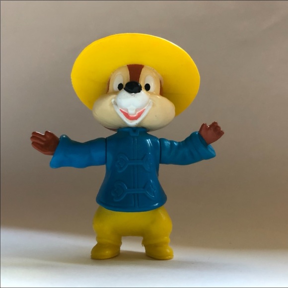 Disney Epcot McDonald’s Dale (Canada) toy - Picture 4 of 8